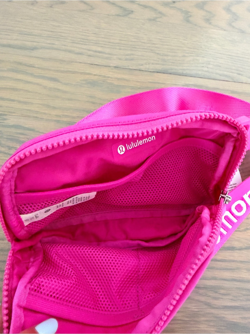 lululemon Bright Pink Everywhere Belt Bag with Logo Strap - Picture 3 of 9